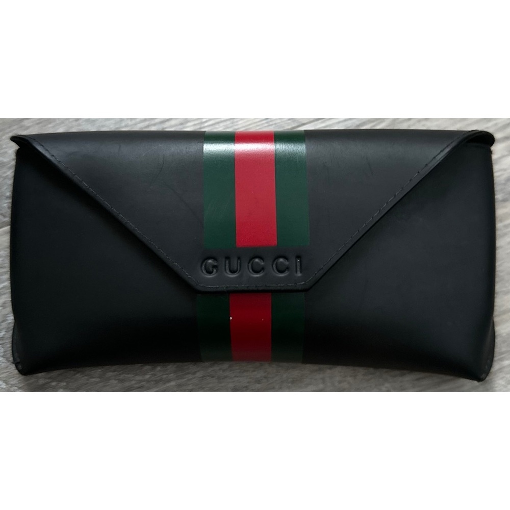 Women’s Gucci Oversized Sunglasses - Picture 7 of 12
